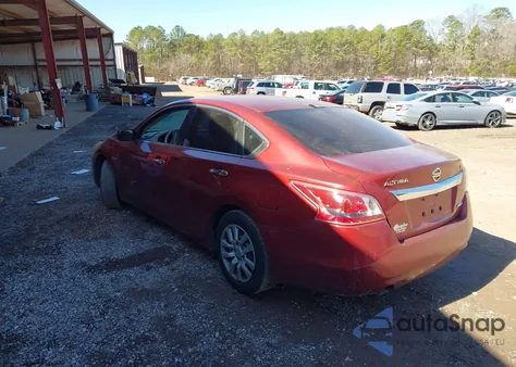 2013 Nissan Altima 2.5 S z USA, uszkodzony, nr VIN 1N4AL3AP0DC221598